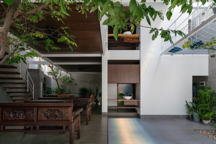 Tole House