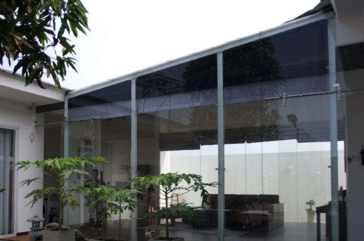 U house