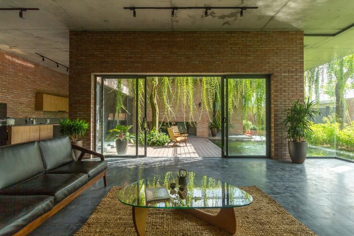 Greenery Curtain House