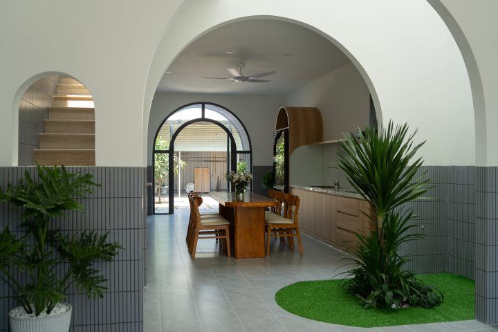 Hoa House