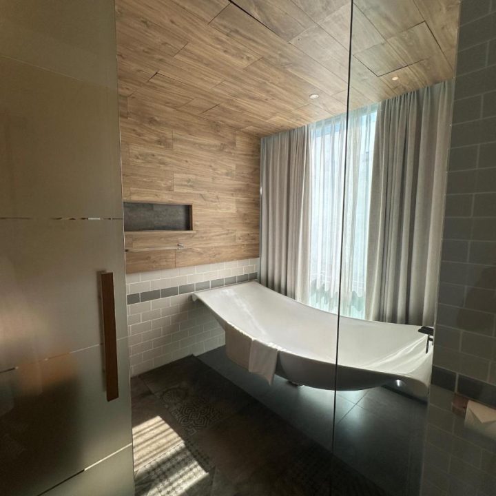 Fusion Suites Sài Gòn