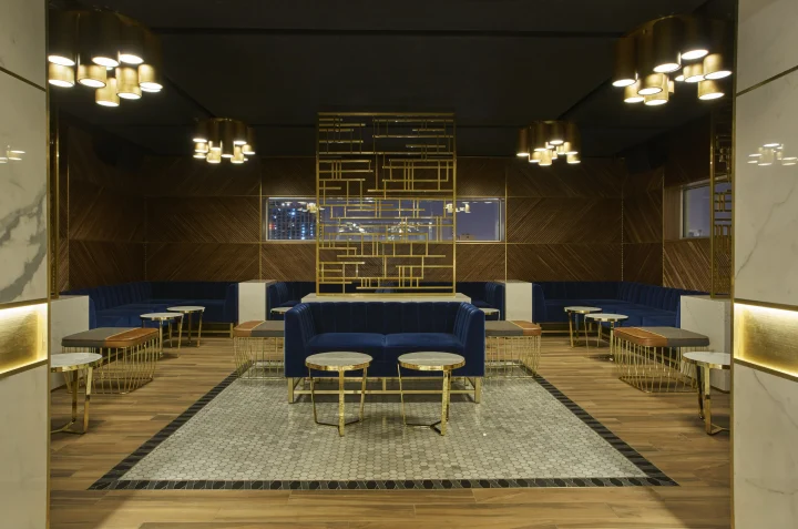 Apogee Lounge