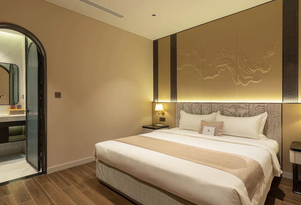 Amana Hotel