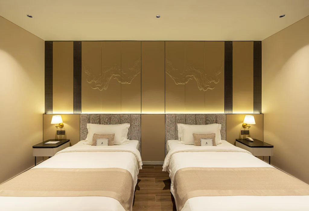 Amana Hotel