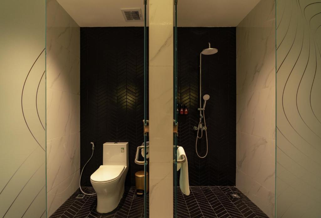 Amana Hotel