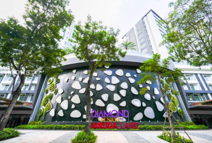 Diamond Alnata – Celedon City