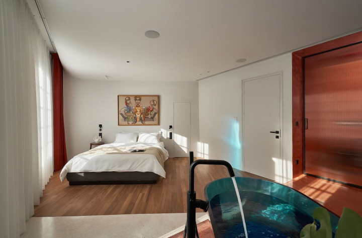 S Plus – Six Senses Spaces