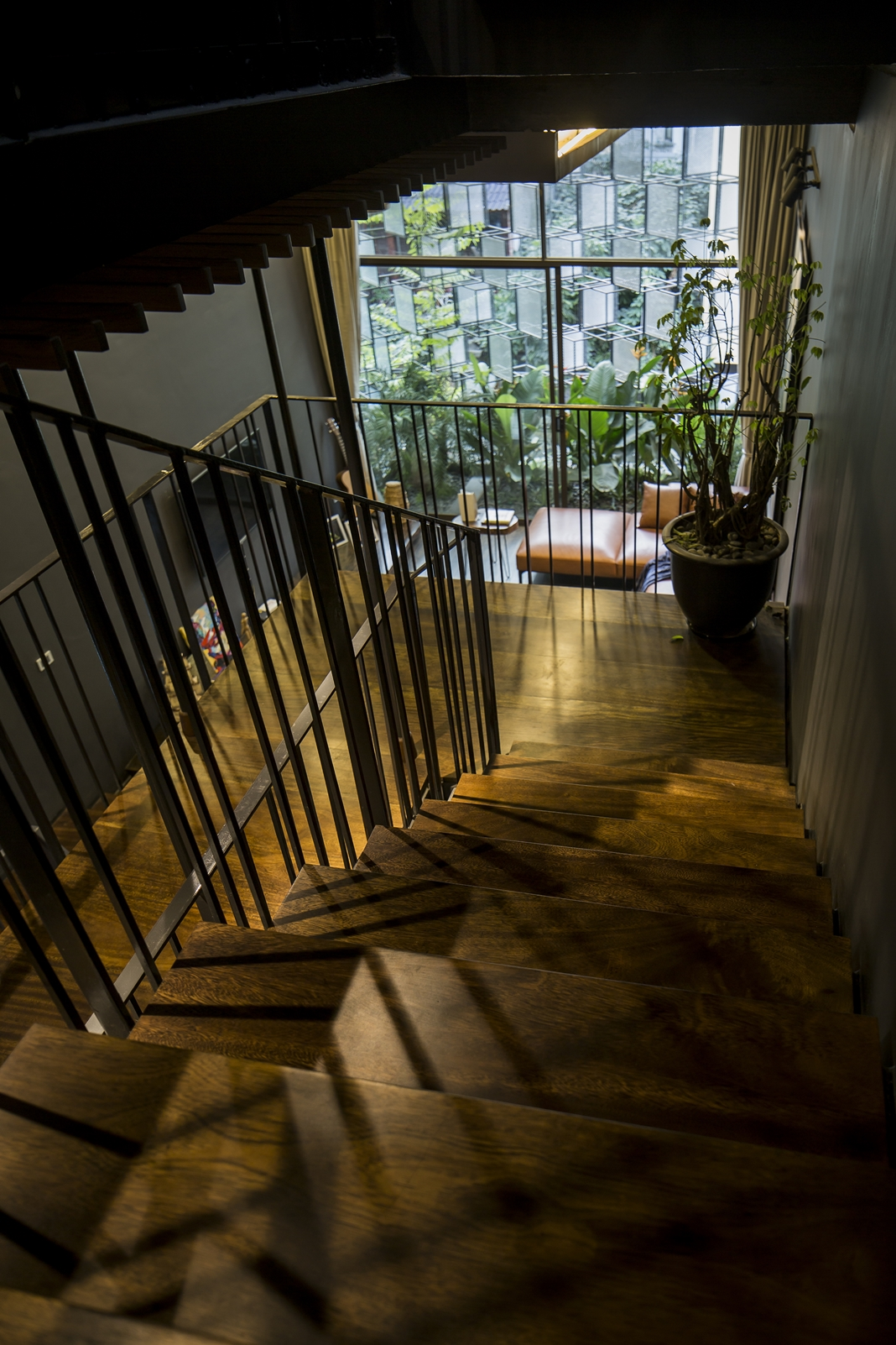 Sth _Nhà Thang (Stair House)