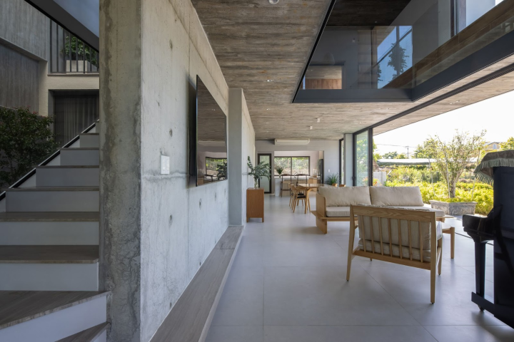 Pvt House