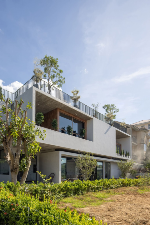 Pvt House