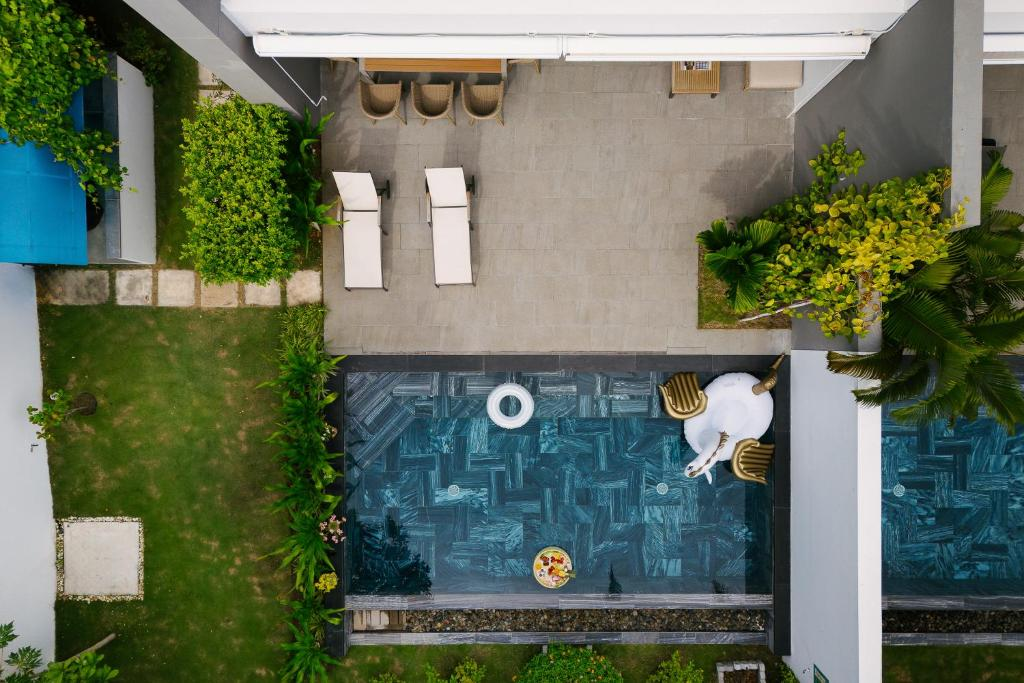 Resort Sanctuary Hồ Tràm