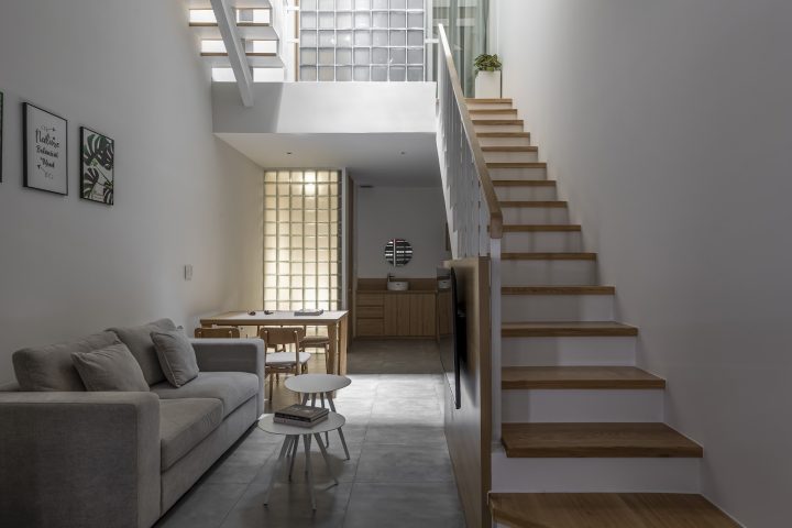 Nature Curtain House