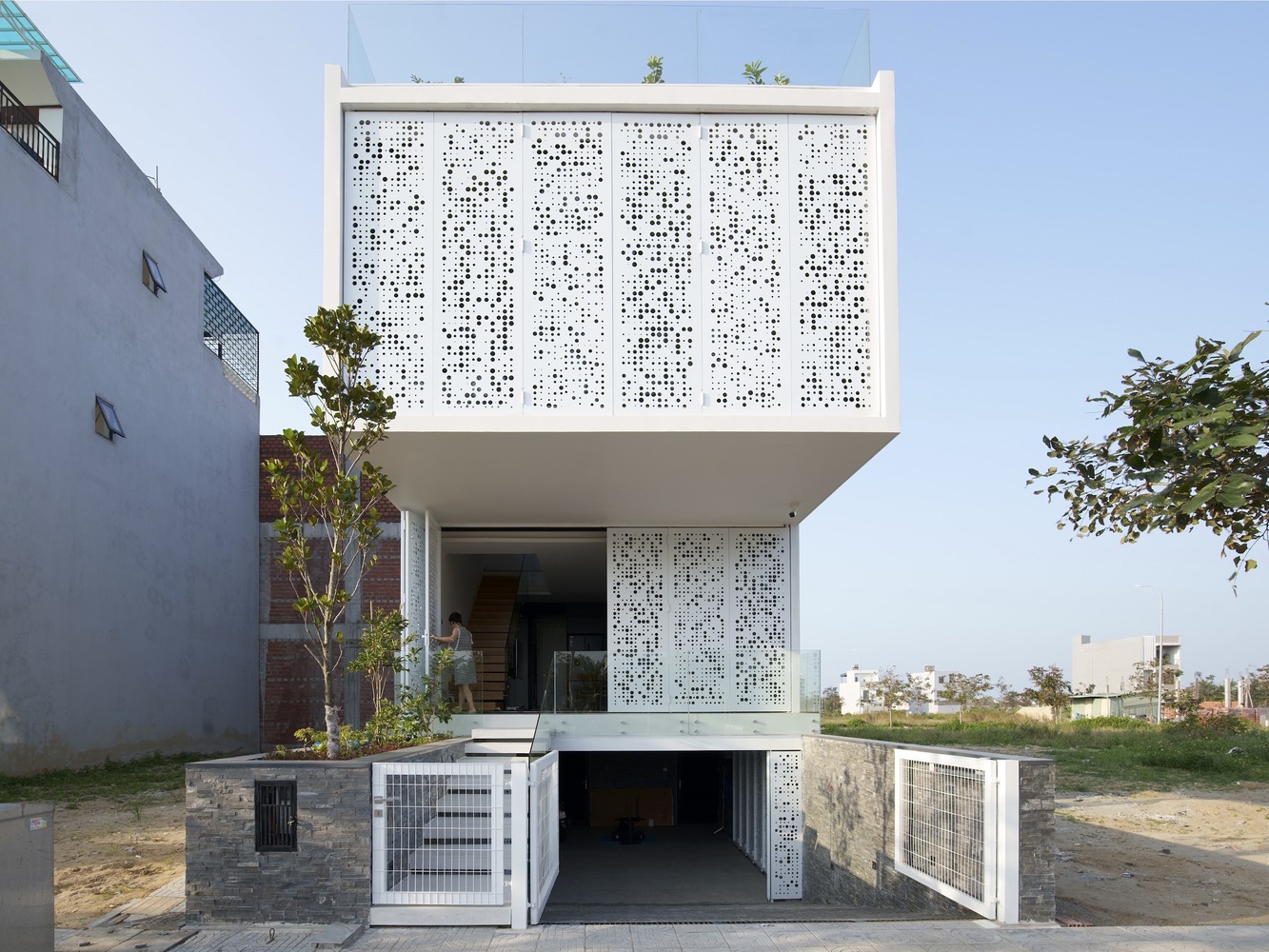 Th House