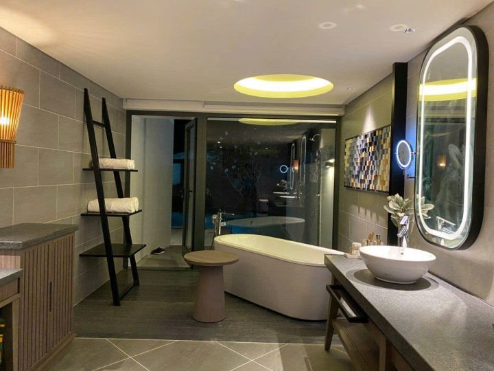 Crowne Plaza Phú Quốc Starbay