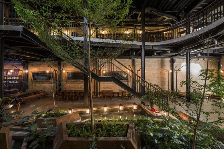 No.1986 Coffee & Restaurant