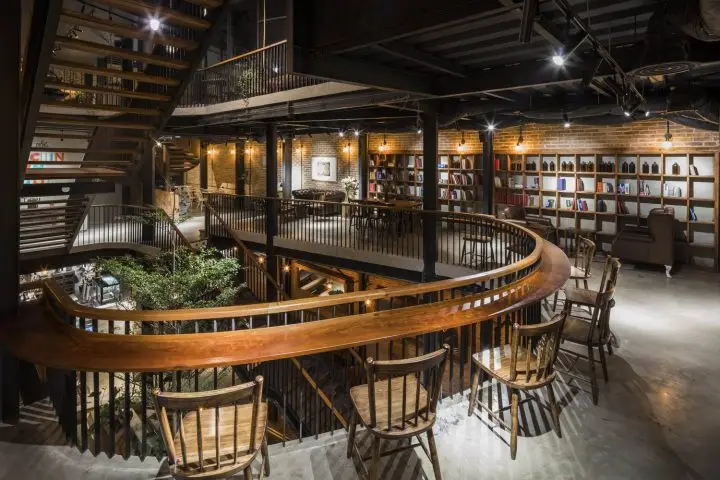 No.1986 Coffee & Restaurant