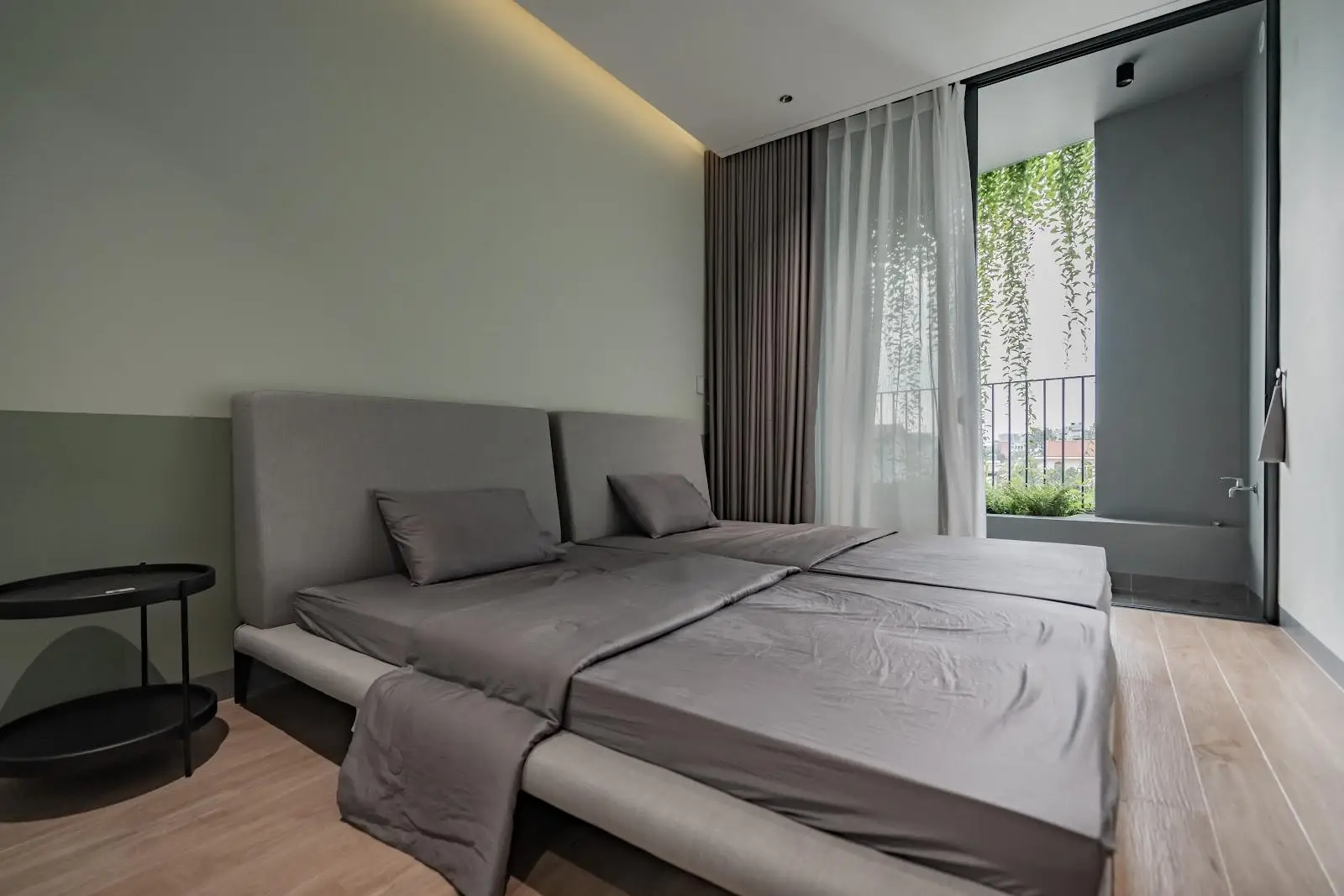 H House – Nhà ở kết hợp văn phòng đầy hiện đại và đậm chất riêng