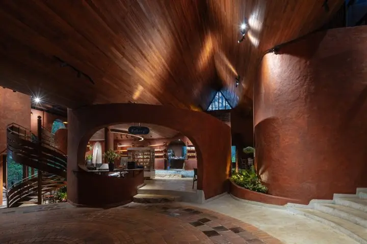 Nhà hàng MA.DE Bistro