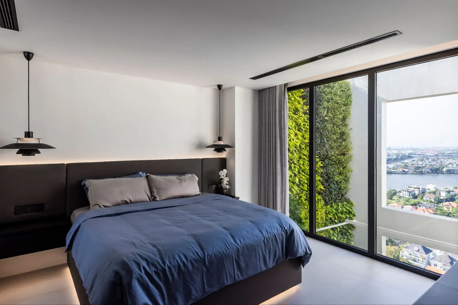 Penthouse Thảo Điền – Căn hộ êm dịu và thoáng đãng trong khu chung cũ ở Sài Gòn