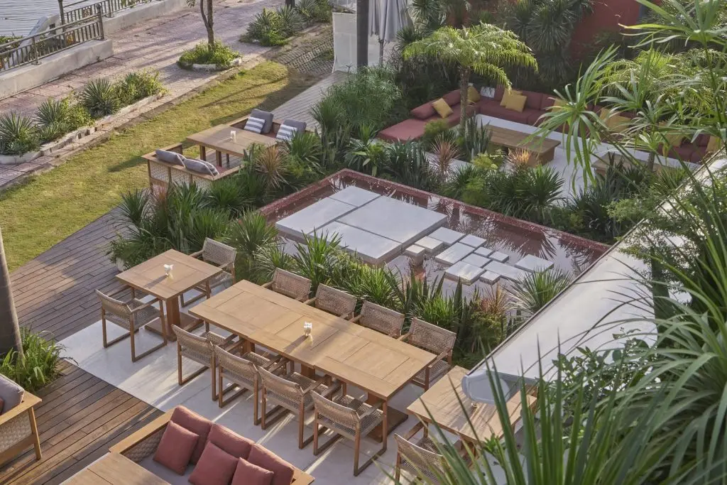 phong cách nội thất tropical tươi mát