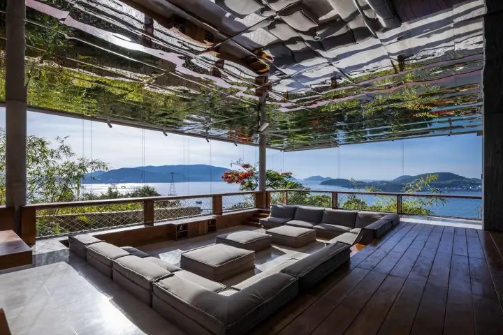 Sky Villa