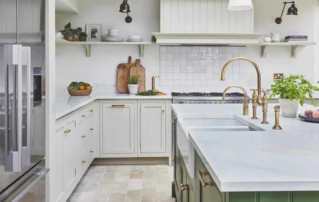 Thiết kế nội thất phòng bếp hiện đại cho nhà phố