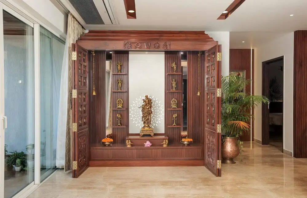 Thiết kế nội thất phòng thờ nhà phố trang nghiêm