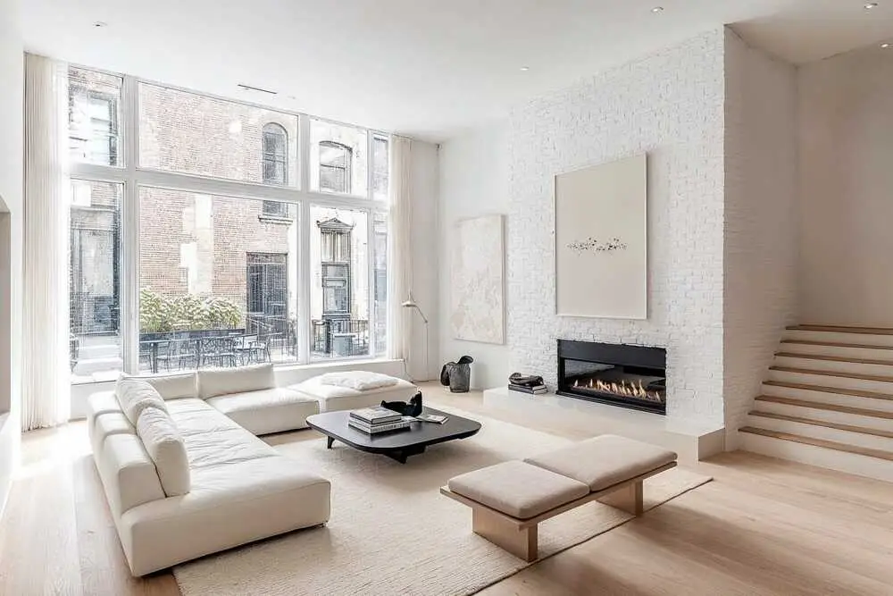 thiết kế nội thất phòng khách nhà ống sử dụng ánh sáng tự nhiên