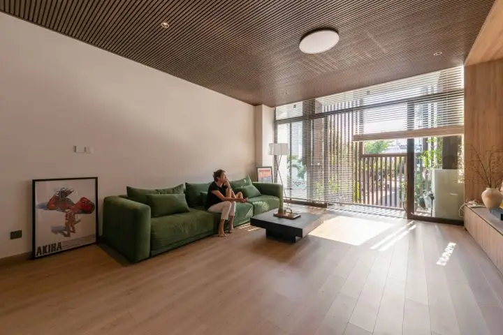 Trầm Hương House: Giải pháp tổ chức không gian kép trong nhà ở đô thị