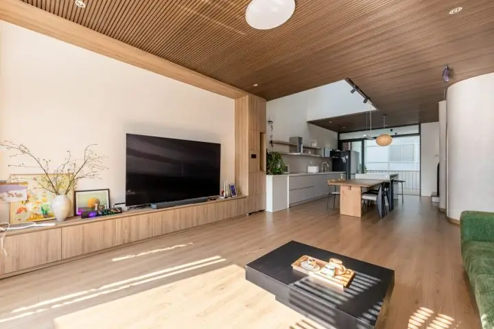 Trầm Hương House: Giải pháp tổ chức không gian kép trong nhà ở đô thị