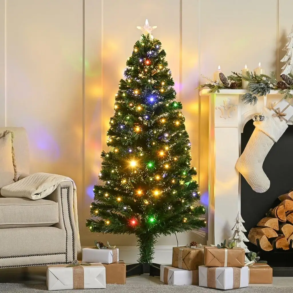 trang trí cây thông noel với đèn led ngôi sao tạo điểm nhấn