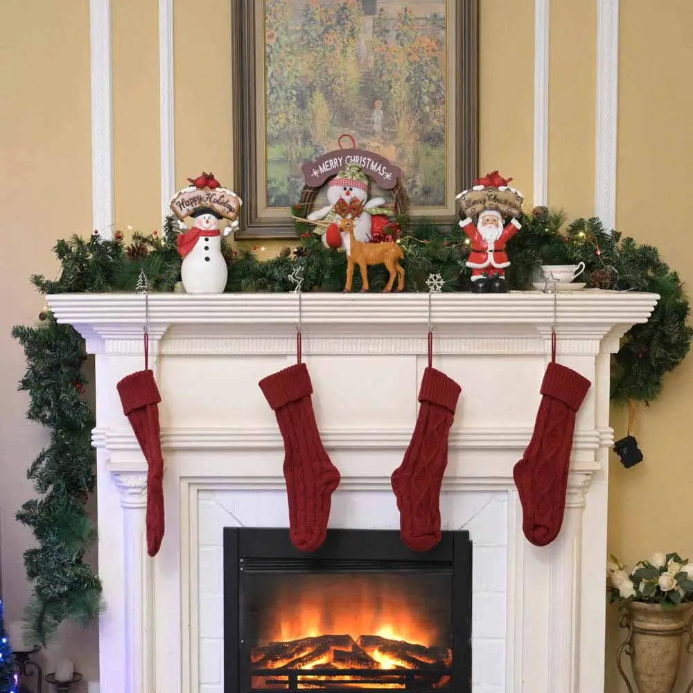 trang trí lò sưởi giáng sinh với người tuyết