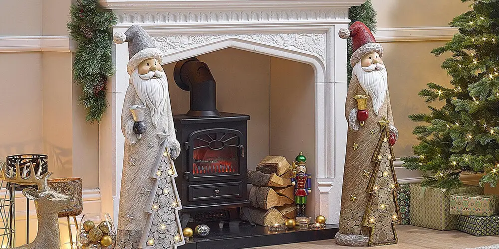 trang trí lò sưởi giáng sinh với ông già noel mới lạ