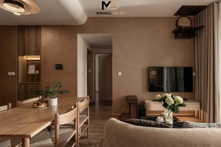 Lakeview City Apartment