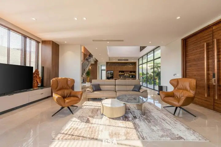 Biệt thự Lê Văn Lương