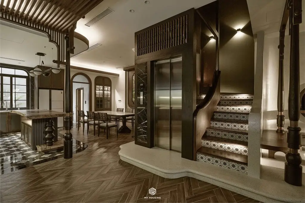 cầu thang gỗ nhà biệt thự