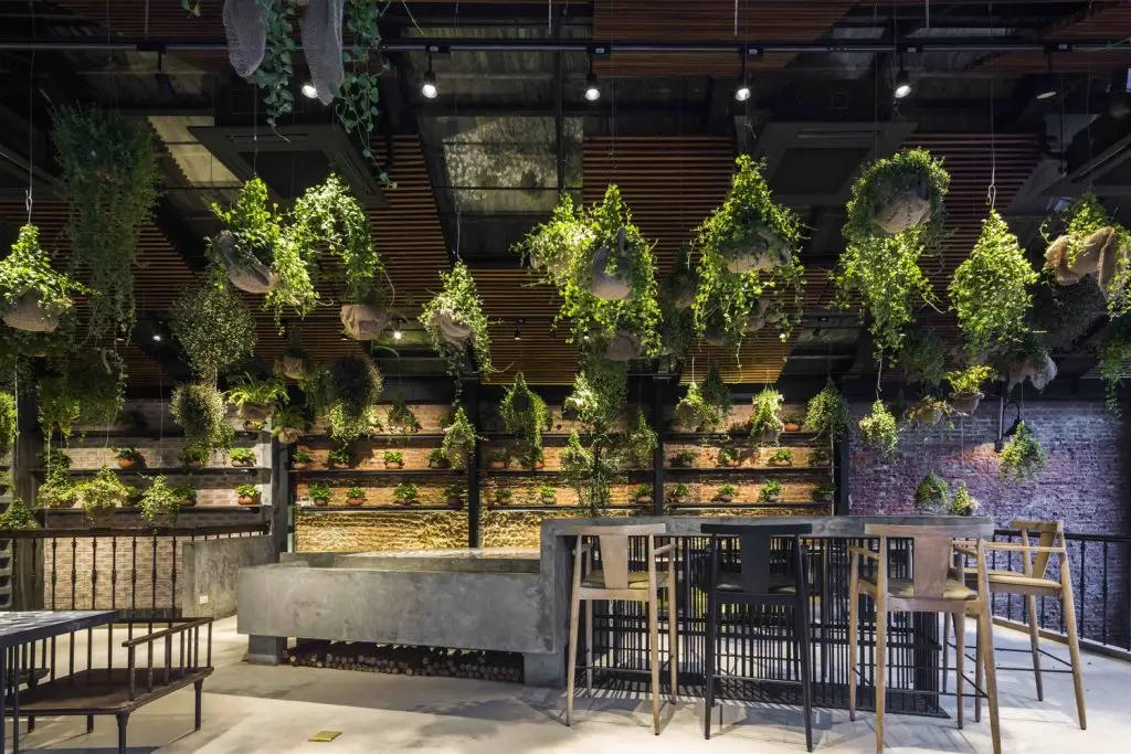 thiết kế nội thất nhà hàng trong lành