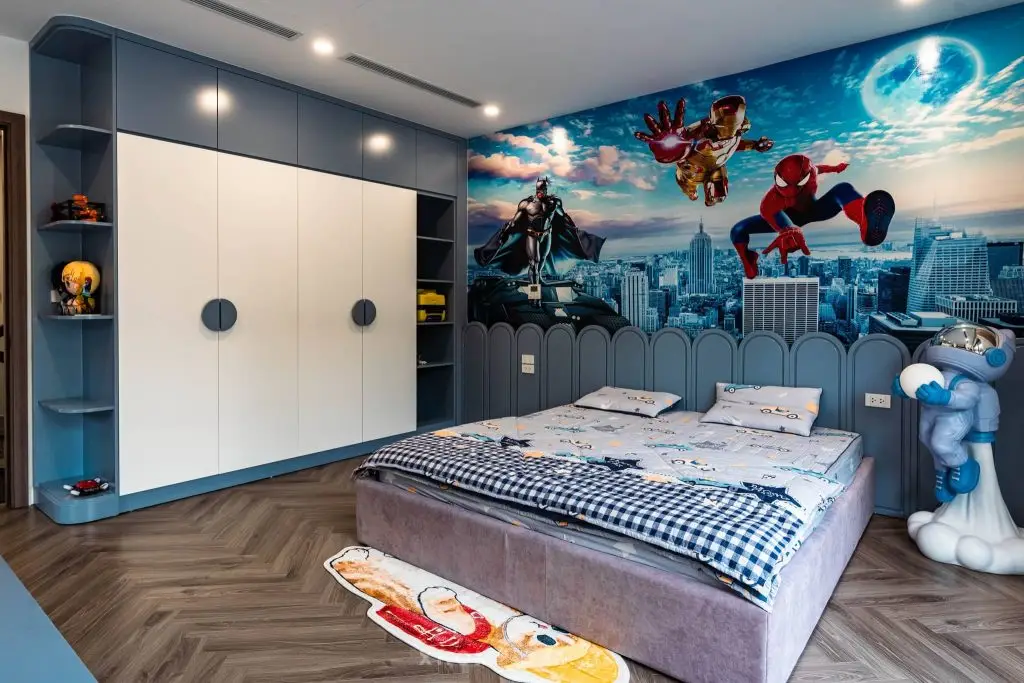 thiết kế phòng ngủ cho bé trai decor nhân vật hoạt hình