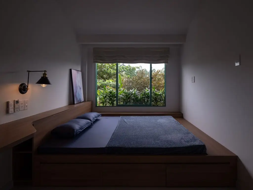 Giường gỗ óc chó phong cách Nhật