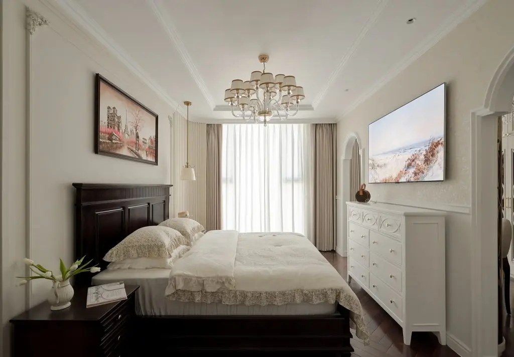 Giường gỗ óc chó phong cách luxury