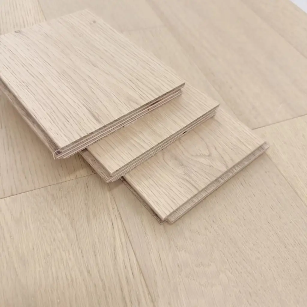 sàn gỗ công nghiệp bao nhiêu tiền 1m2 - sản phẩm Thái Lan