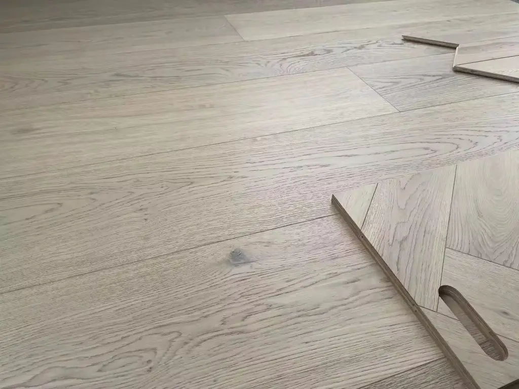 sàn gỗ công nghiệp bao nhiêu tiền 1m2 - sản phẩm Hàn Quốc