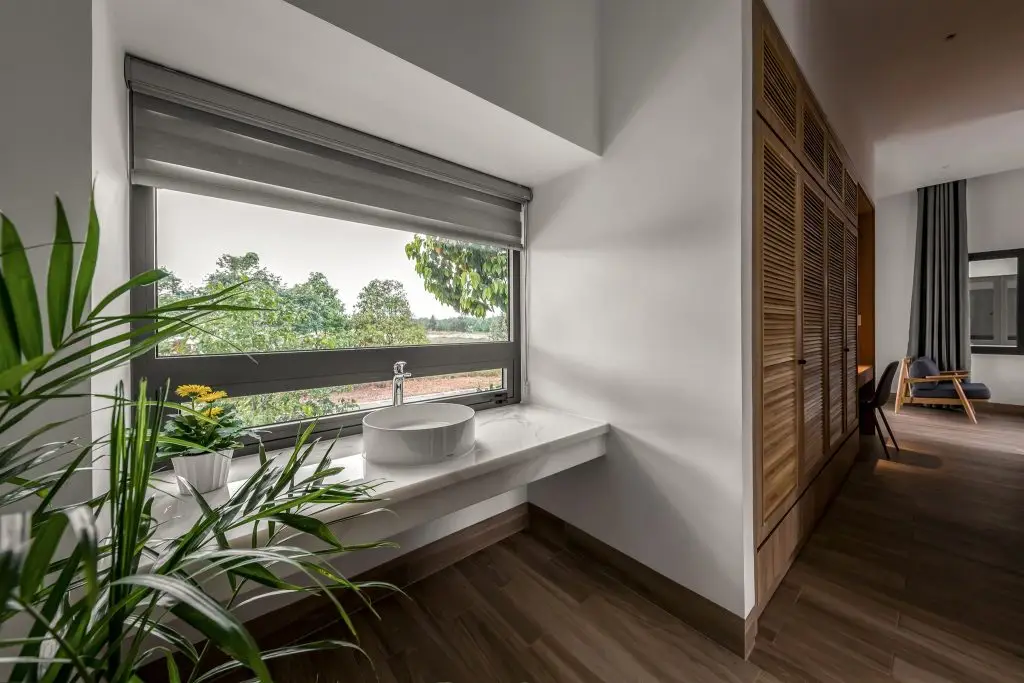 bàn đá lavabo treo tường