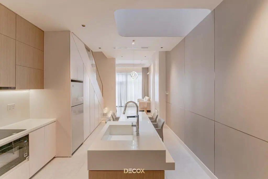 bàn đảo bếp có bồn rửa