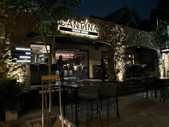 Cantýna Wine Cellar