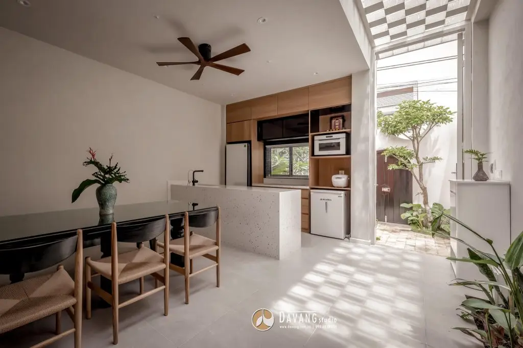 cửa chớp nhỏ cho nhà bếp