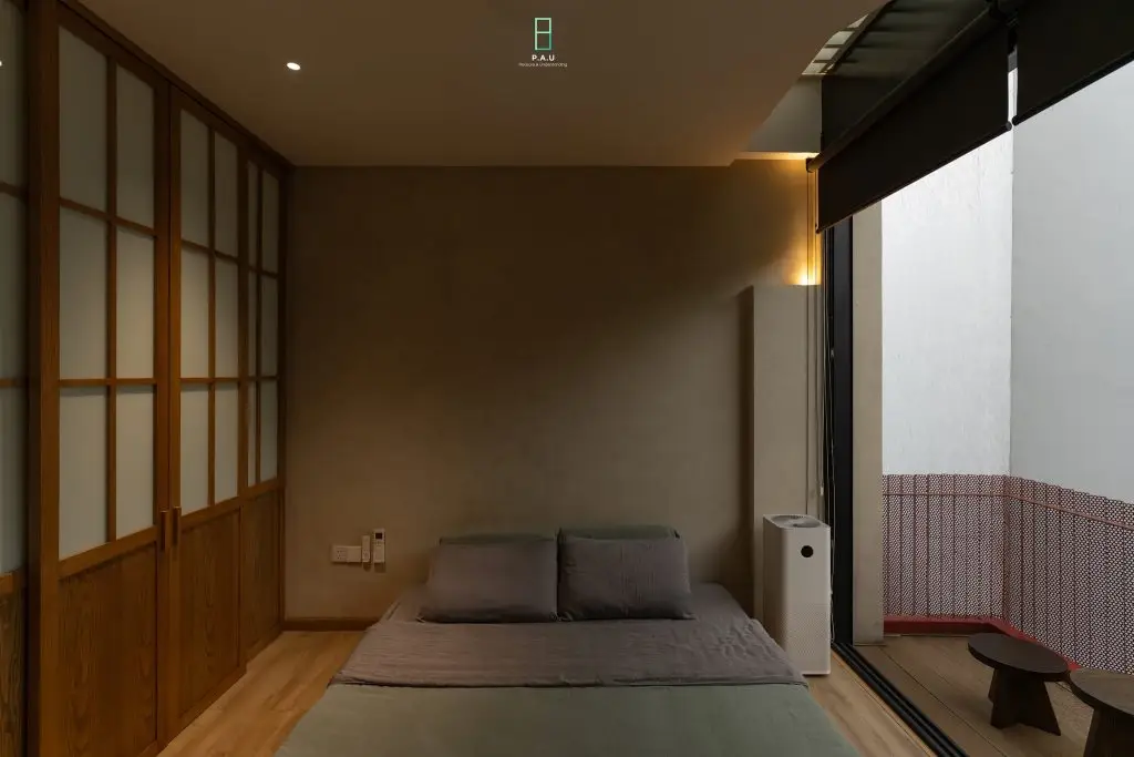 cửa lùa gỗ tự nhiên