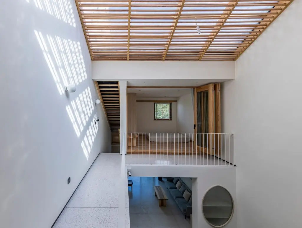 cửa lùa xếp bằng gỗ