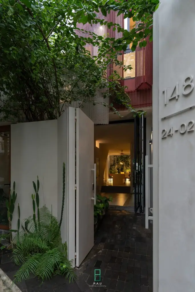 lát sân bằng đá tự nhiên