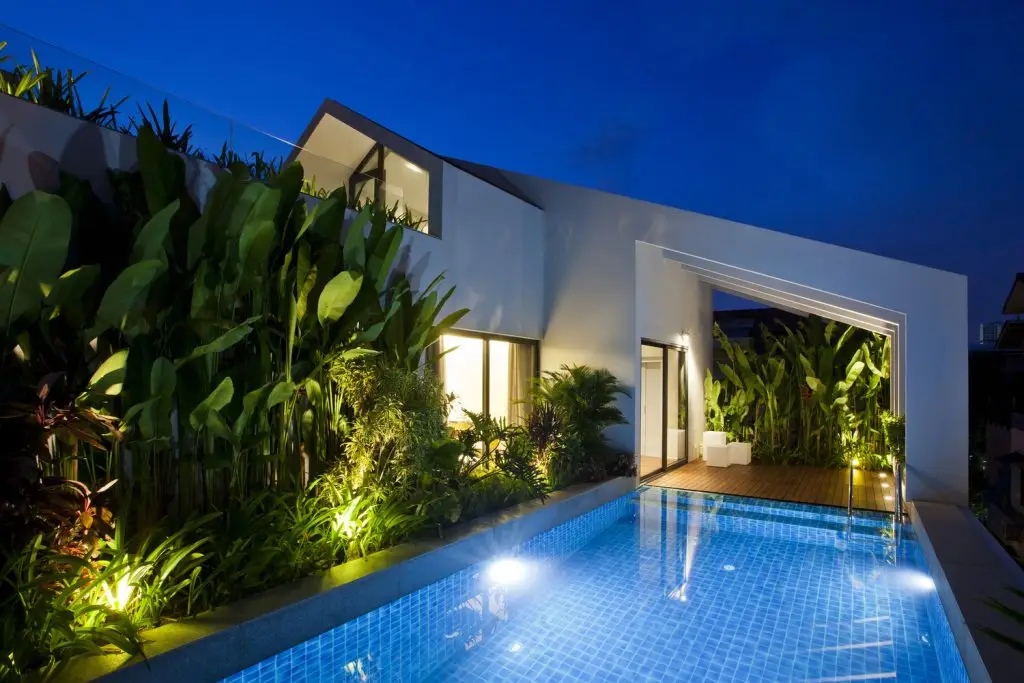 gạch mosaic lát hồ bơi